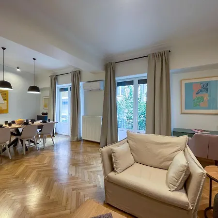 The Rockefeller 2bed 2bath Apt In Plaka *